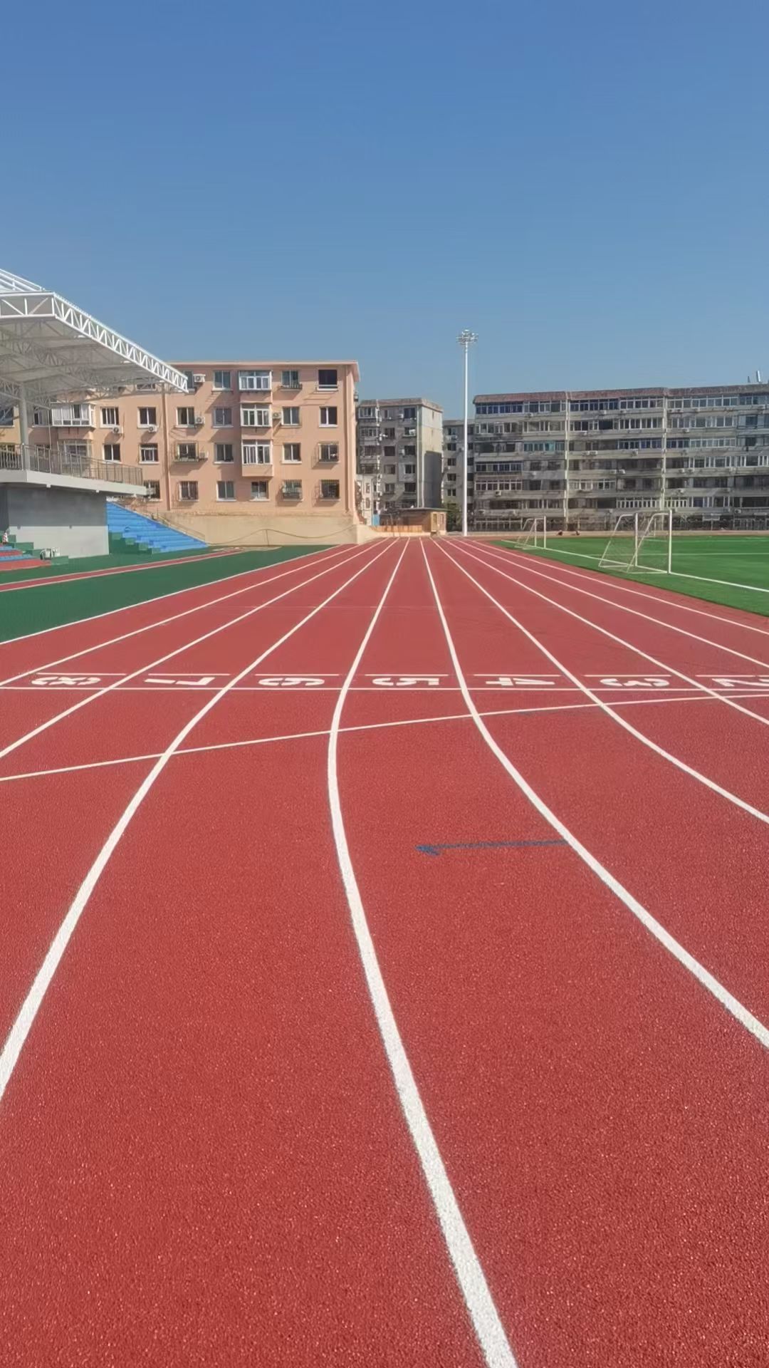 图木舒克市彩色epdm颗粒渗水跑道 - 厂家